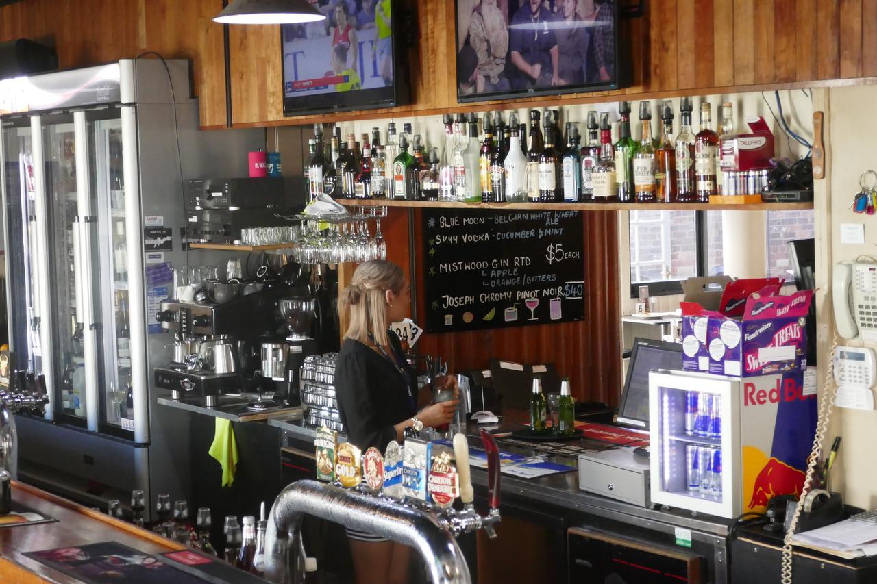 Okeefes Hotel Backpackers Launceston Dış mekan fotoğraf